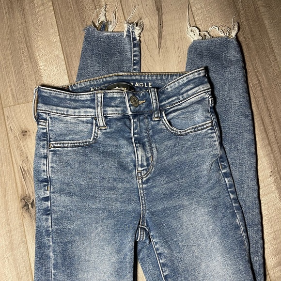 American Eagle High Waisted Skinny Jeans! - Picture 4 of 4